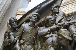 Iowa Memorial in Vicksburg family travel photograph